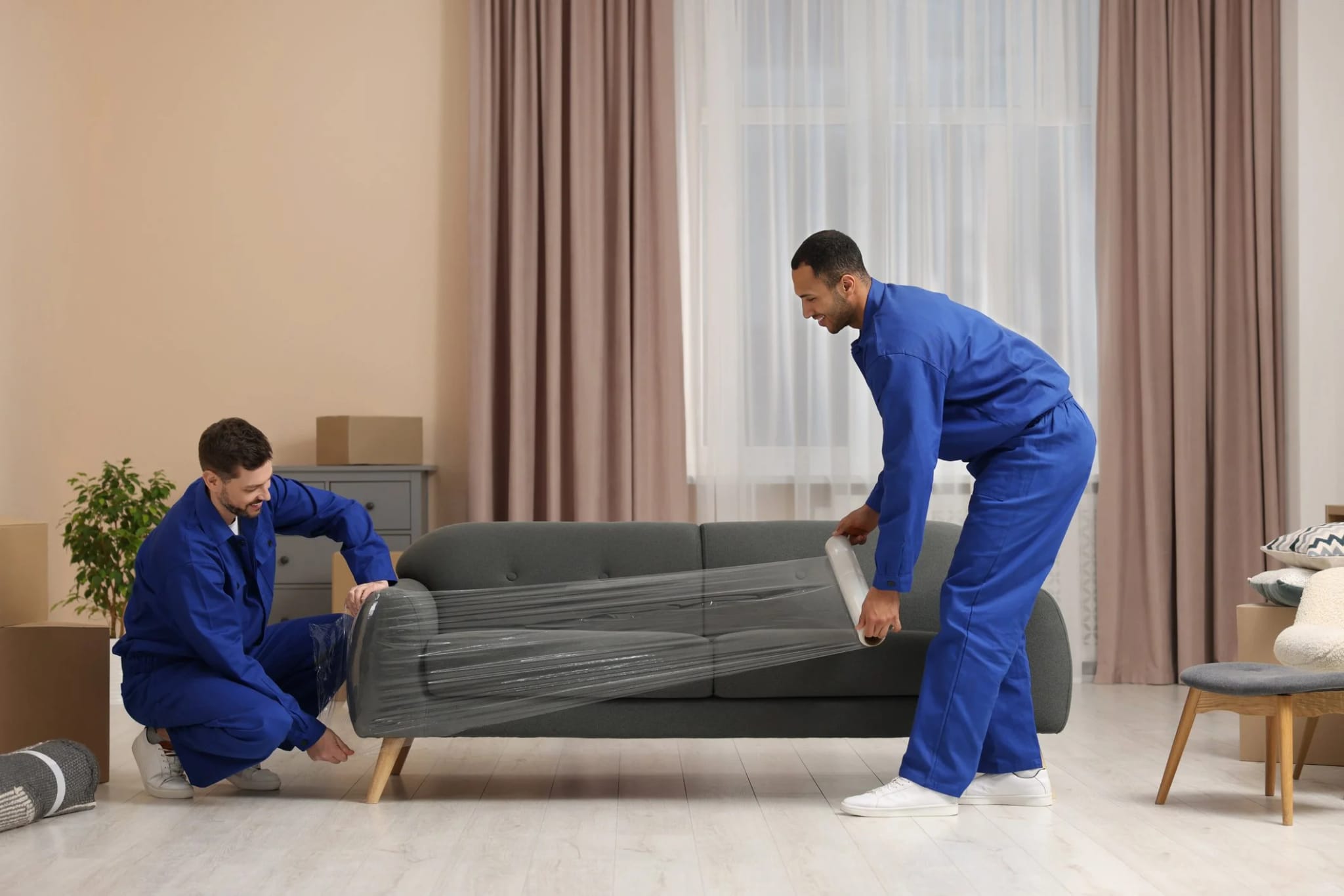 Professional Furniture Delivery Phoenix with Care and Safety